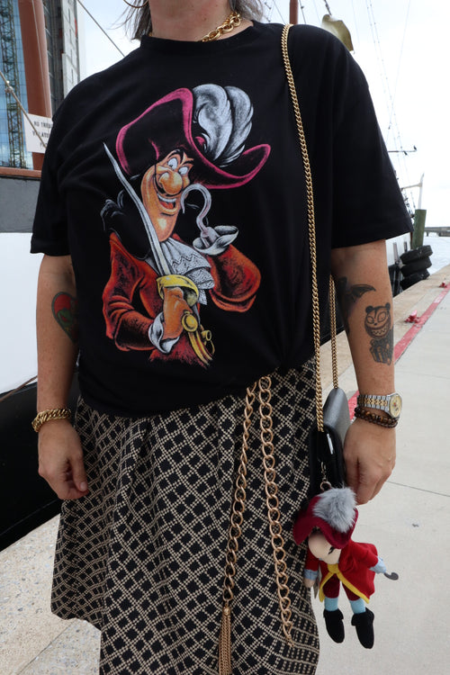Hook Tee